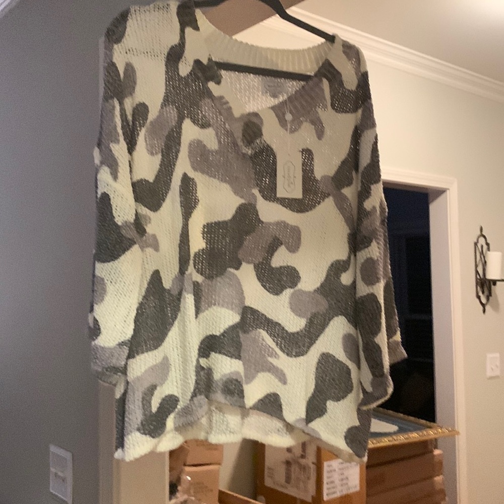 Camo mud pie sweater S/M